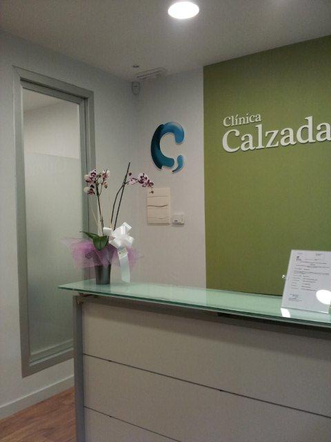 Recepción Clinica Calzada Estudio decoración y diseño de interiores JF interiorismo Logroño Decoradores